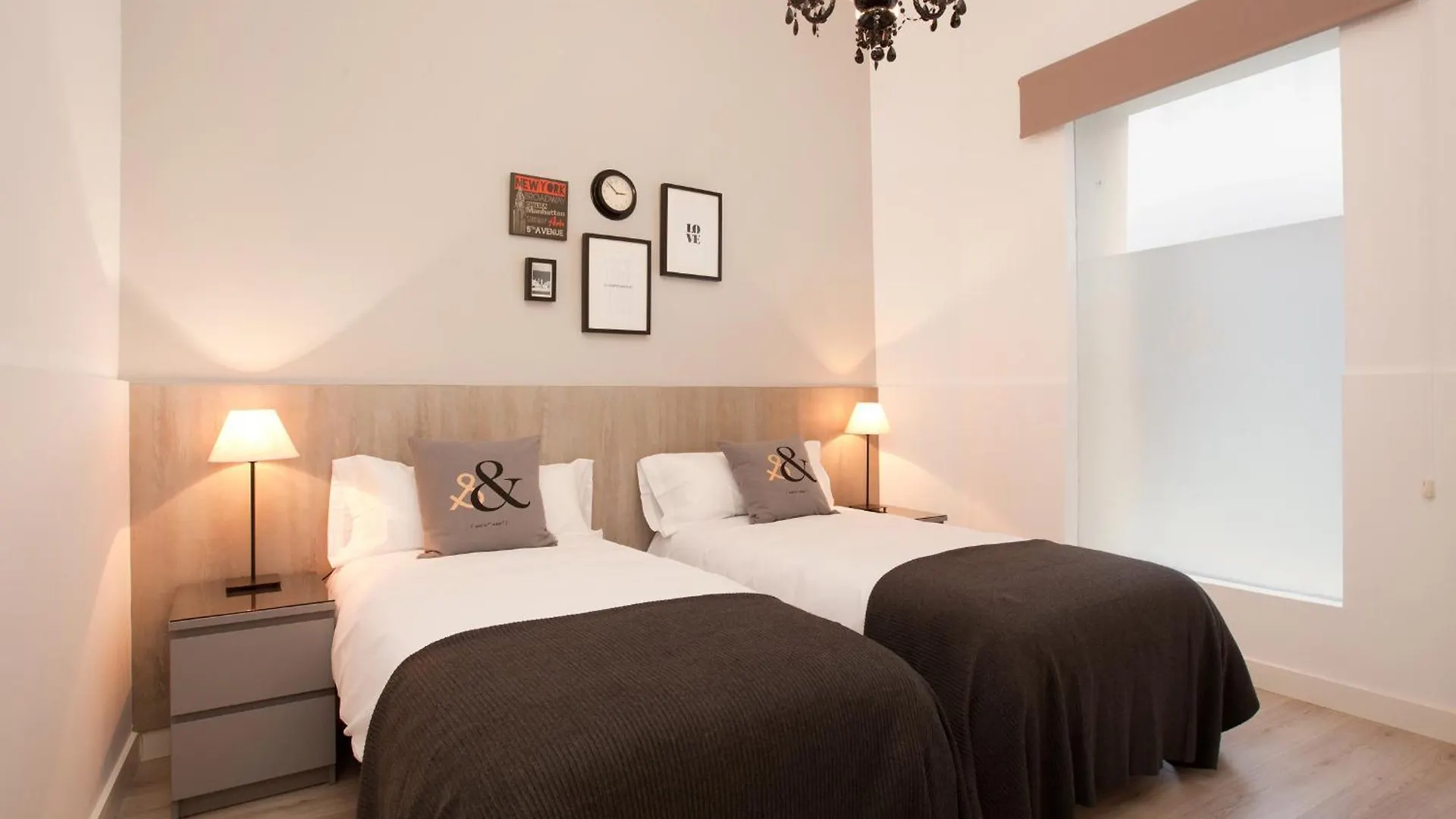 Click&Flat Seneca Suites برشلونة شقة