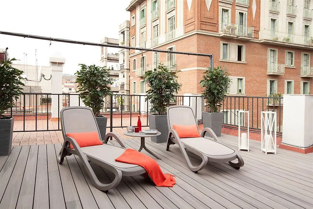 Click&Flat Seneca Suites برشلونة شقة