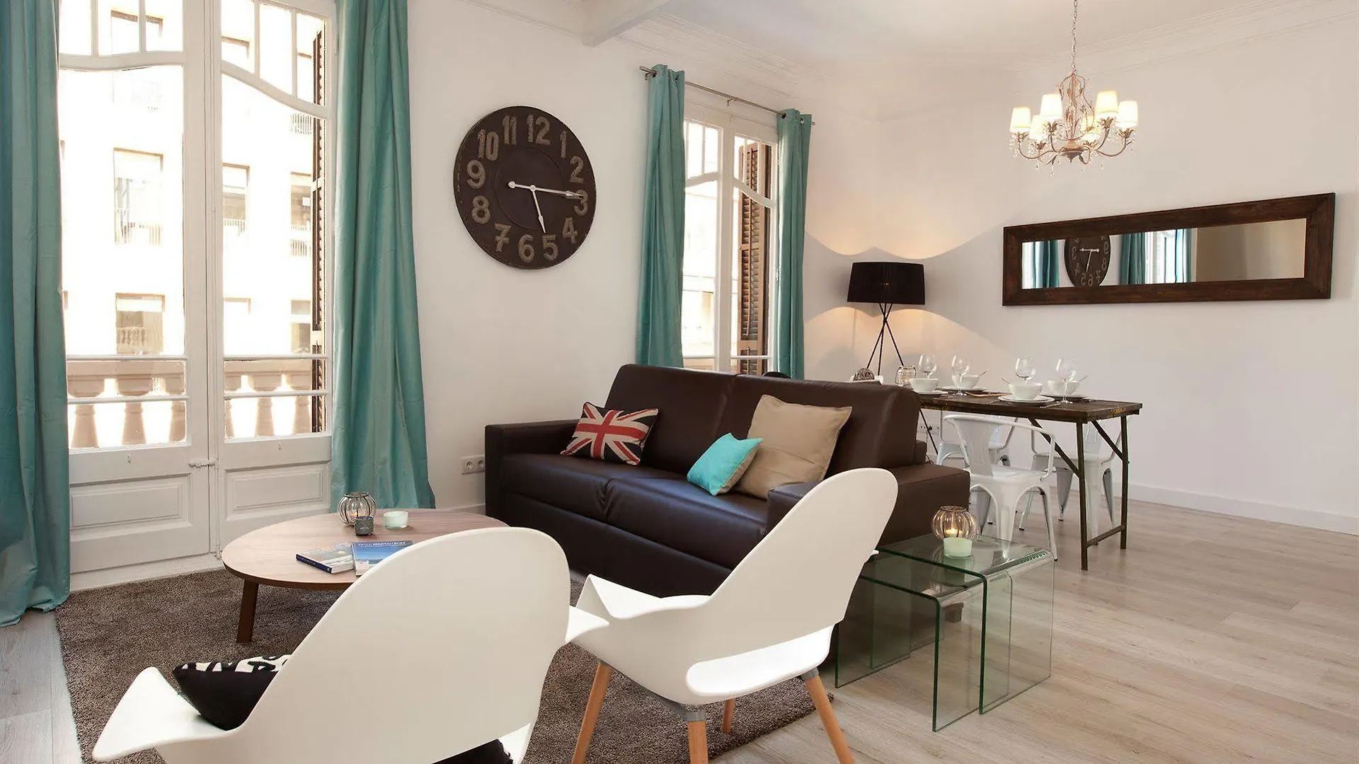 Апартаменты Click&Flat Seneca Suites Барселона