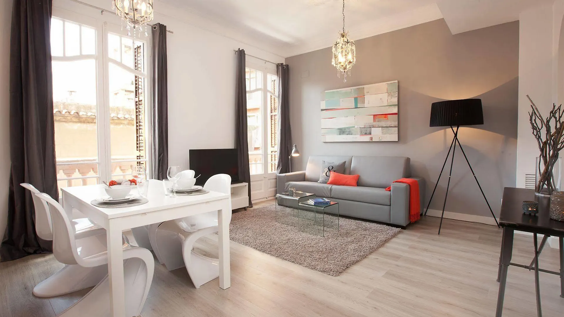شقة Click&Flat Seneca Suites برشلونة إسبانيا