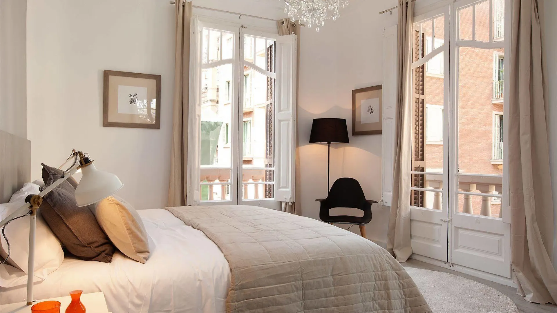 شقة Click&Flat Seneca Suites برشلونة إسبانيا