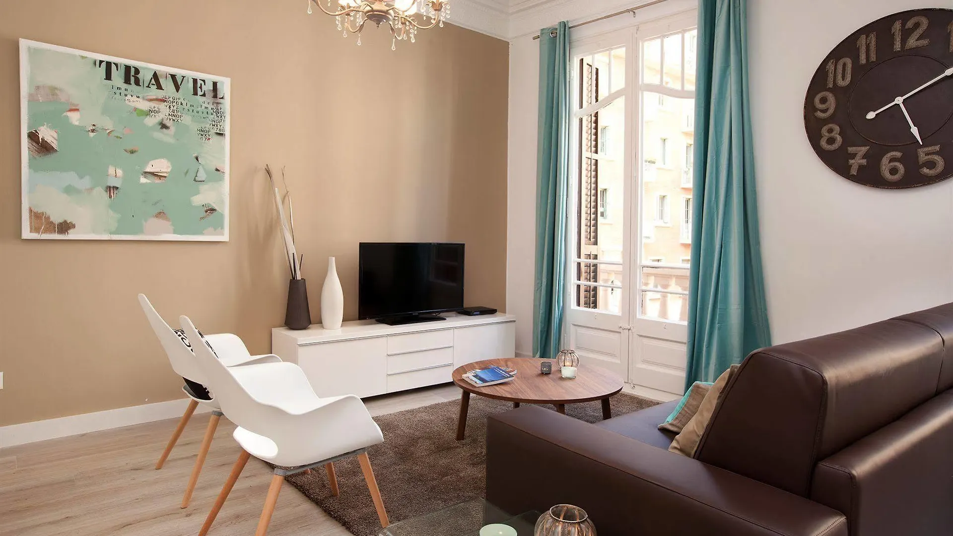 Click&Flat Seneca Suites برشلونة شقة