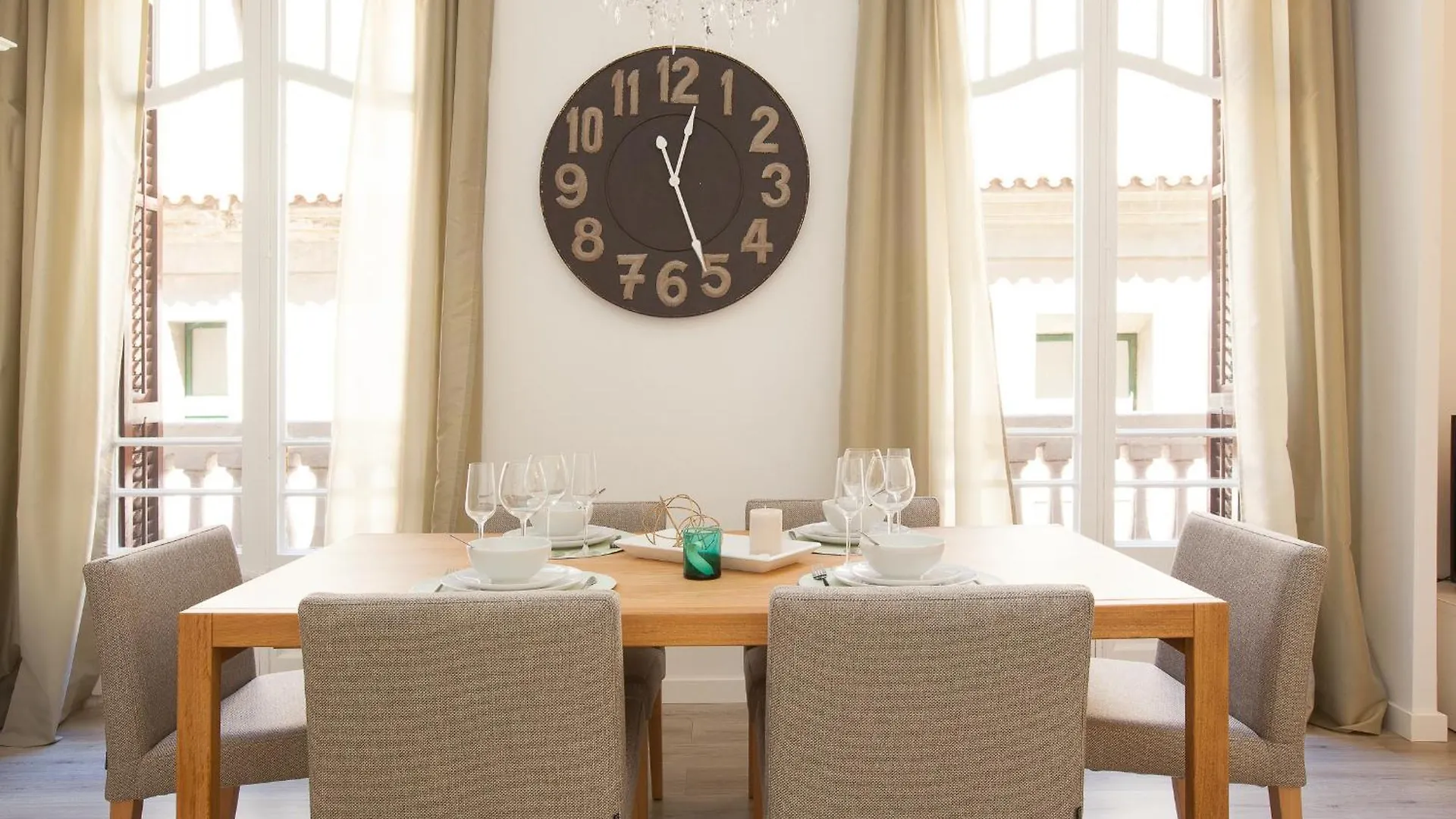 Click&Flat Seneca Suites Barcelona Spanje