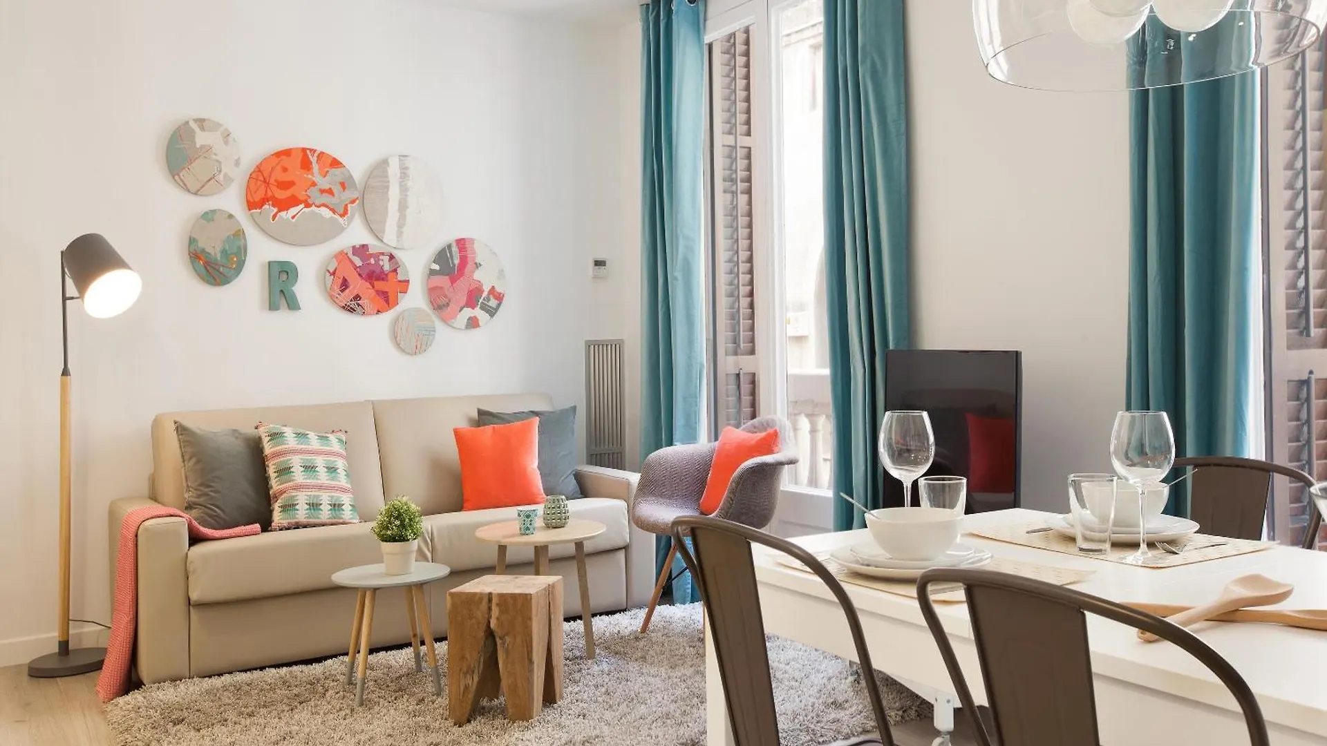 Click&Flat Seneca Suites Barcelona Spanje