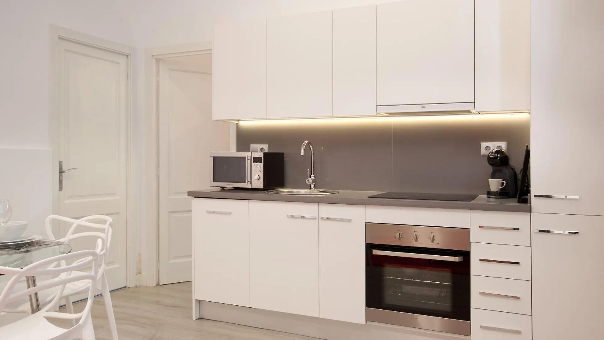 Click&Flat Seneca Suites Barcelona Appartement