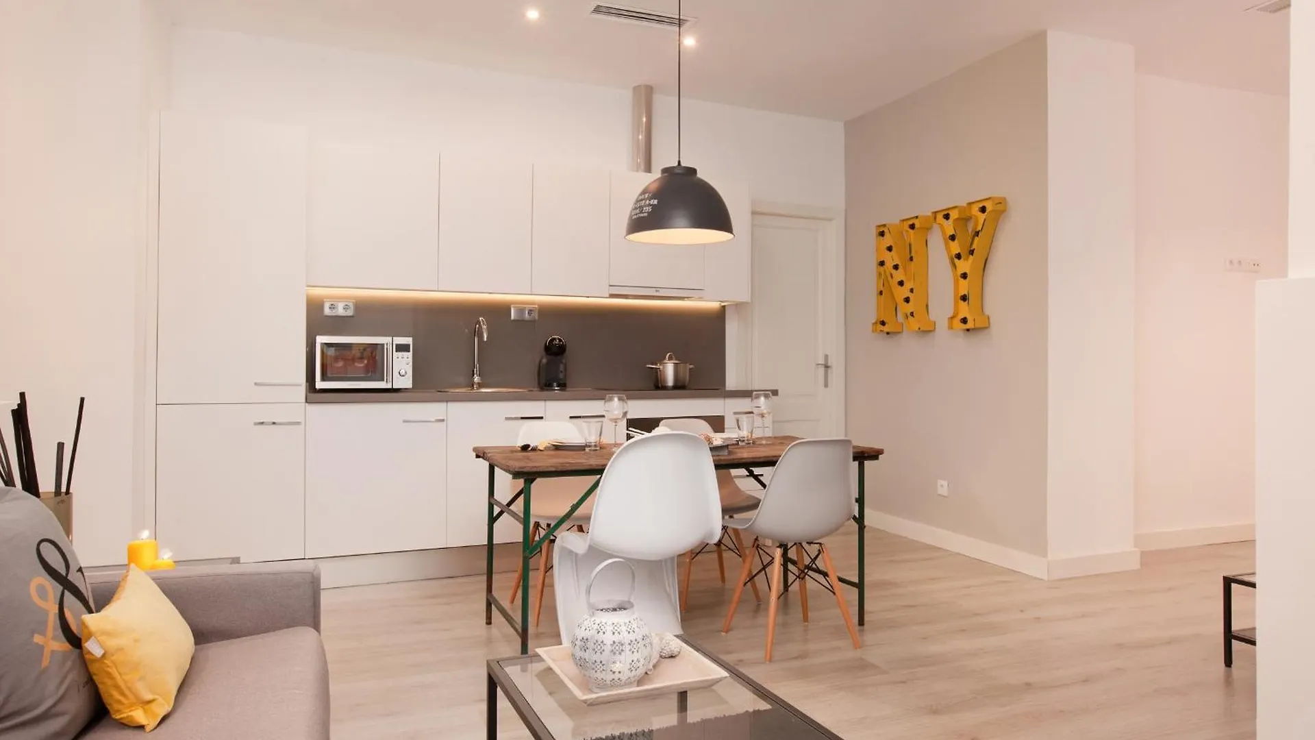 Appartement Click&Flat Seneca Suites Barcelona